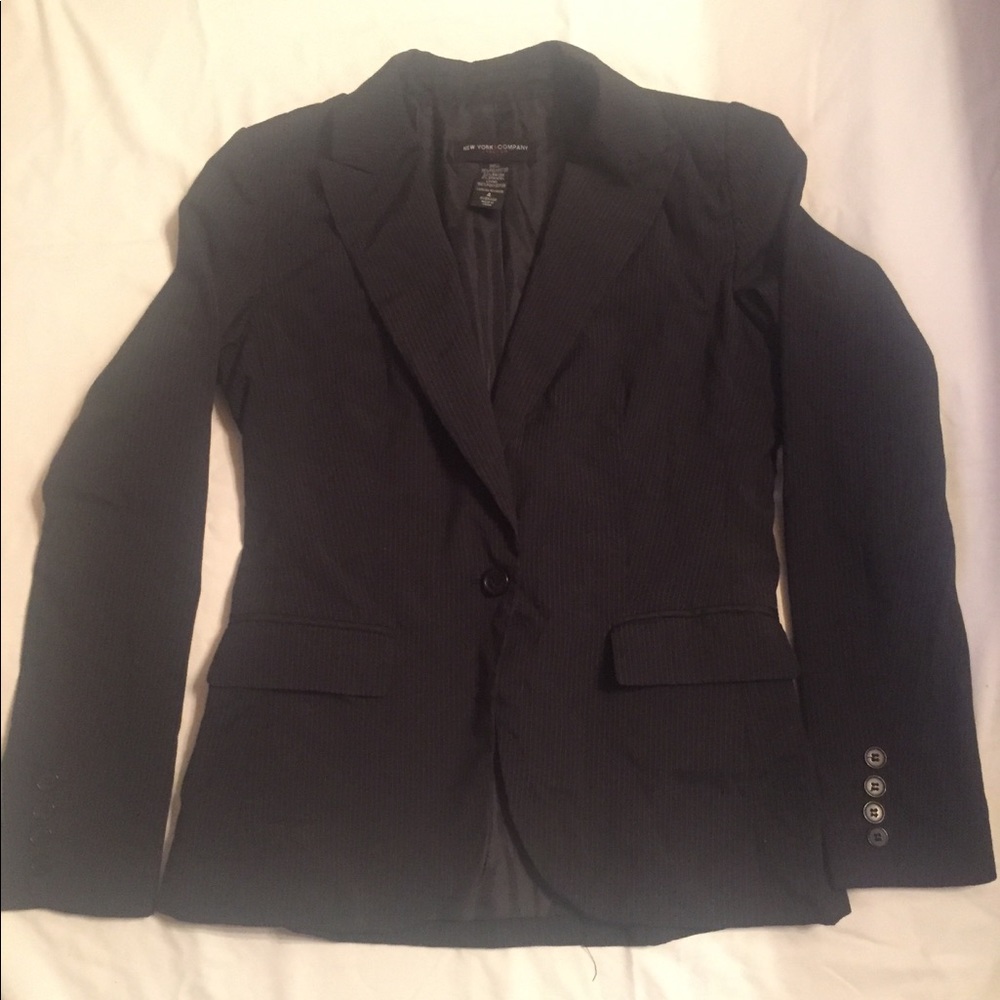 New york n Co. 2 pc suit size 4.